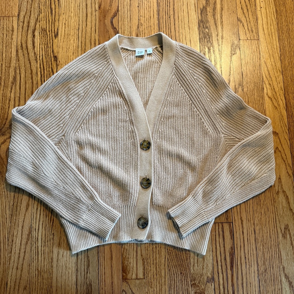 GAP Slouchy Cropped Button-Up Camel Knit Cardigan